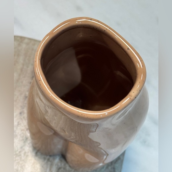 Urban Outfitters Female Form Ceramic Vase 7.75" - Picture 4 of 6